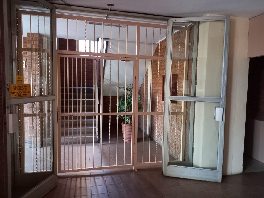 To Let 2 Bedroom Property for Rent in Aberdeen Eastern Cape